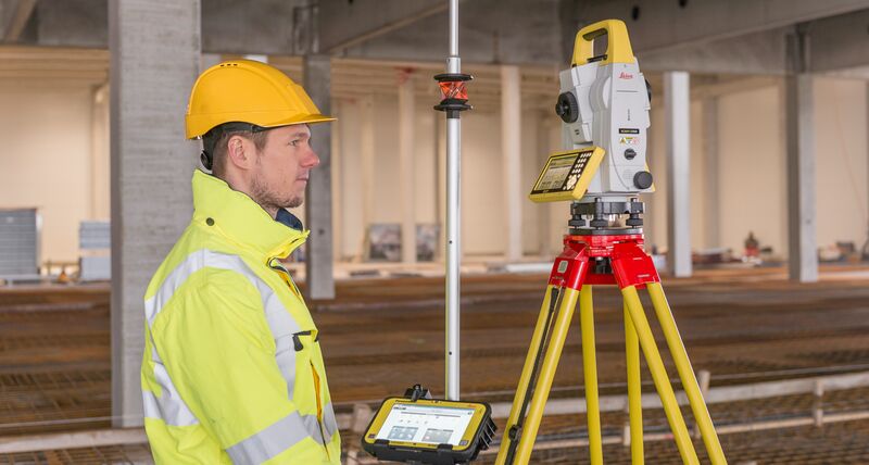 Stations totales robotisées Leica iCON iCR80 en location Topocenter